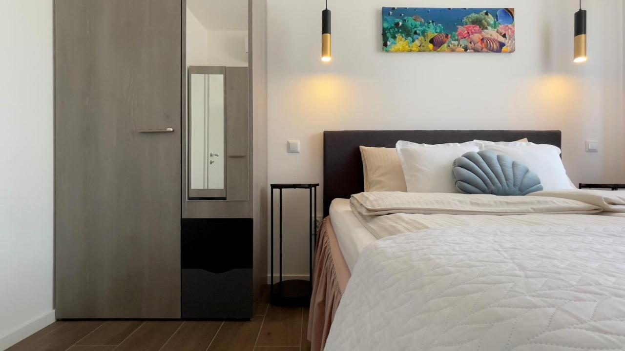 Apartments King And Queen 波威尔 外观 照片